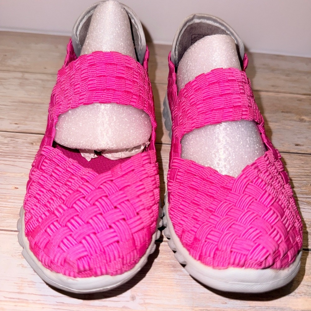 Bernie Mev Charm 2K Kids Size 25/8.5 Pink New Woven Elastic Mary Jane Sneakers